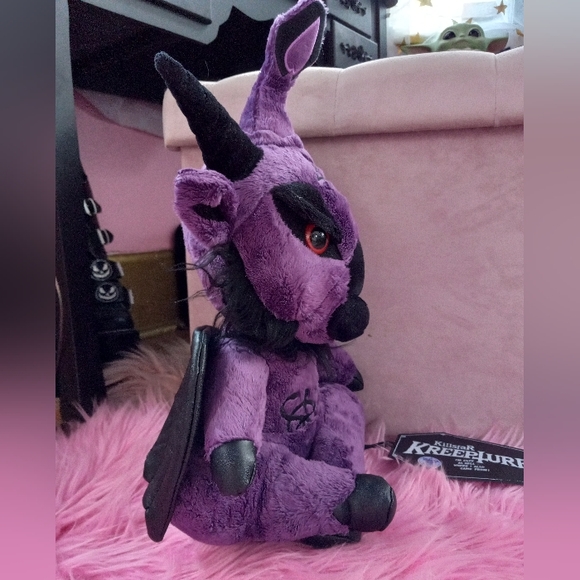 "Purple Haze" rare Killstar Kreepture! With numbered tag & dust bag! SOLD - Picture 4 of 10